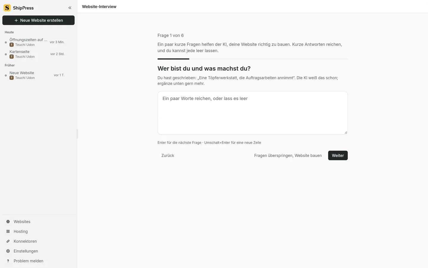 Das Website-Interview bei Frage 1 von 6, mit Fragen überspringen, Website bauen und Weiter.