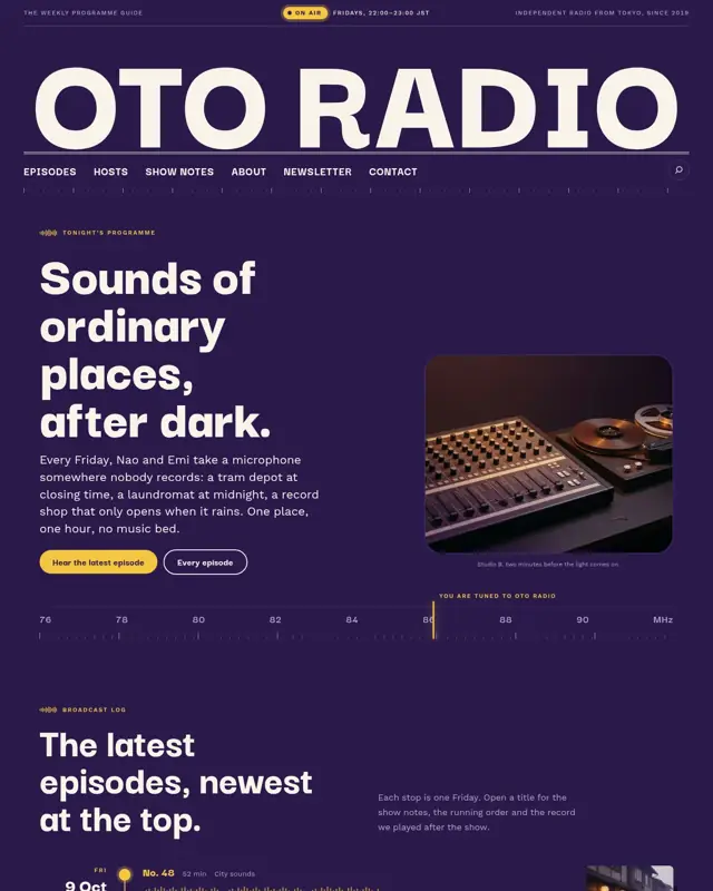 Home page of the Oto Radio theme, a design for a podcast / radio show